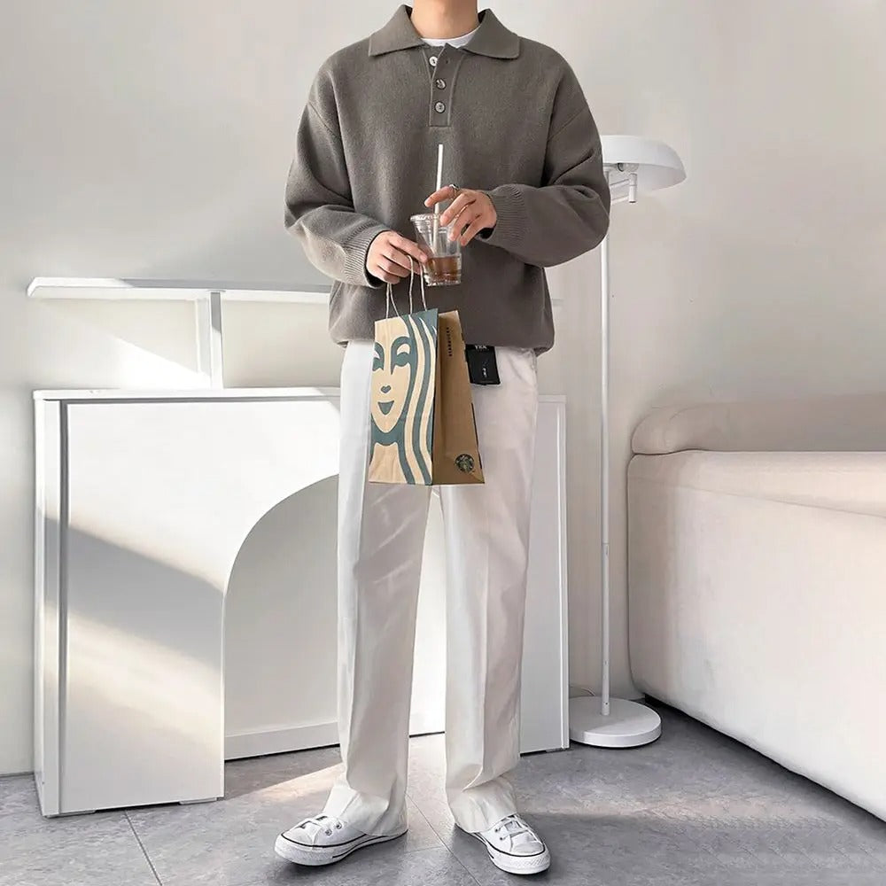 Grauer Pullover